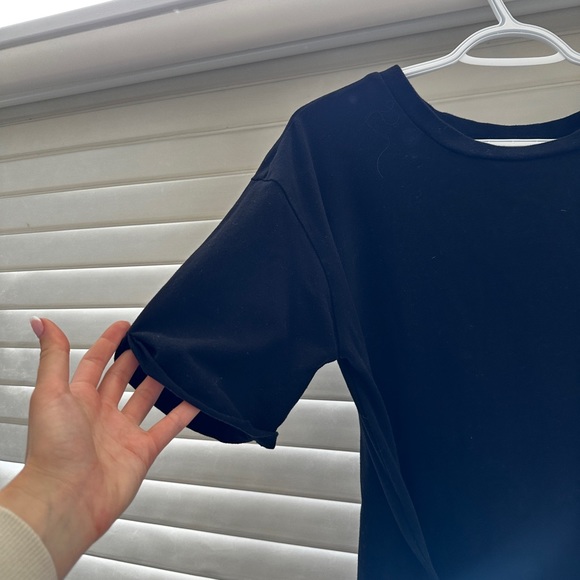 COOL TRENDY DROP WAIST VIBES!!!! Peace love world cotton tied tshirt - Picture 4 of 6